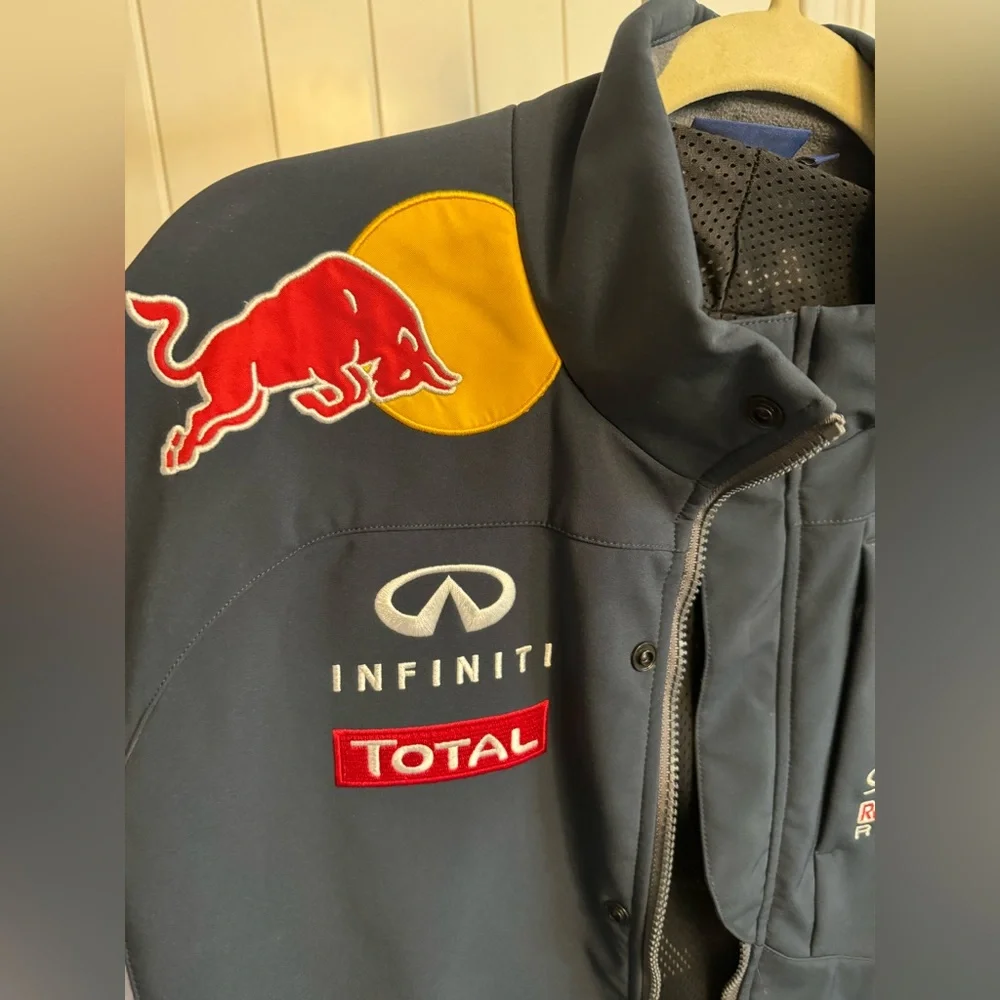 EXCLUSIVE Formula 1 Red Bull Racing Pepe Jeans Infiniti Jacket XL